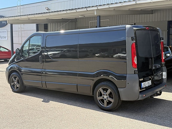 Renault Trafic 3 of 8