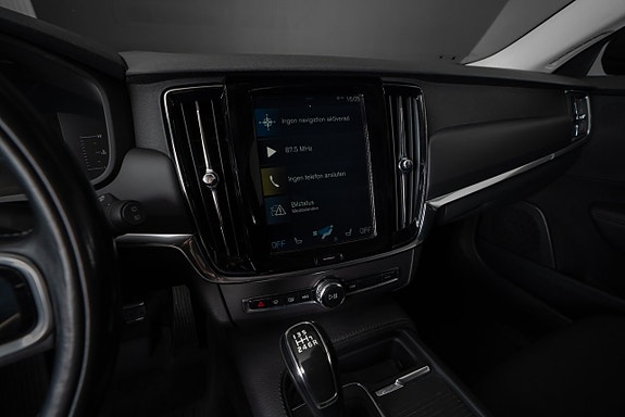 Volvo V90 8 of 18