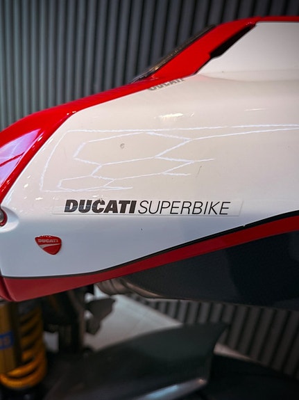 Ducati 999s 11 of 18