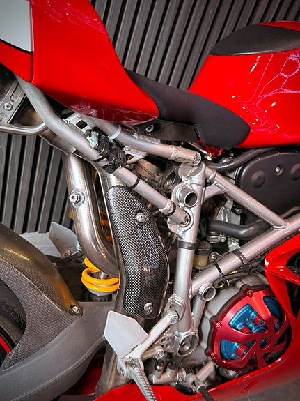 Ducati 999s 12 of 18