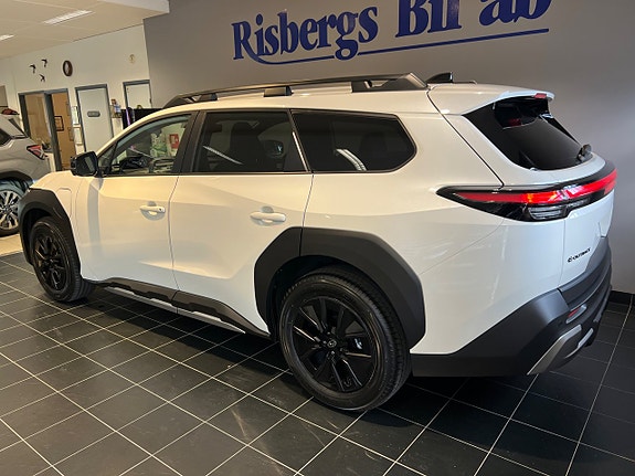 Subaru E-Outback 4 of 15