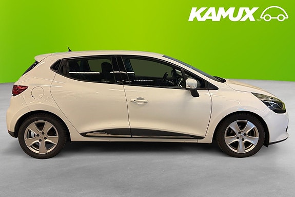 Renault Clio 2 of 23
