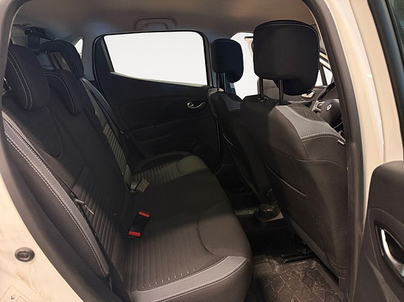 Renault Clio 14 of 23