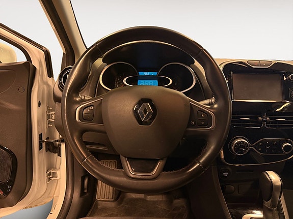Renault Clio 13 of 23
