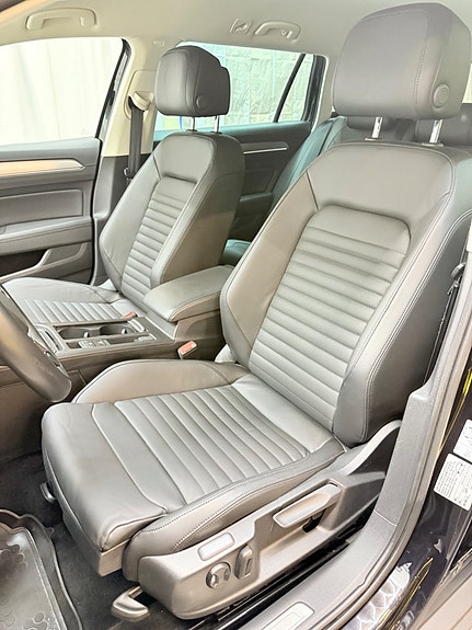 Volkswagen Passat Alltrack 5 of 15