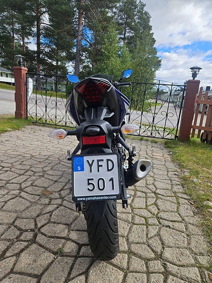 Yamaha YZF-R3 6 of 6