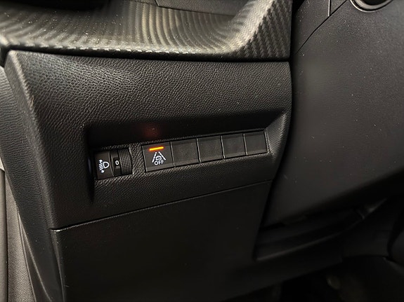 Peugeot 208 15 of 20