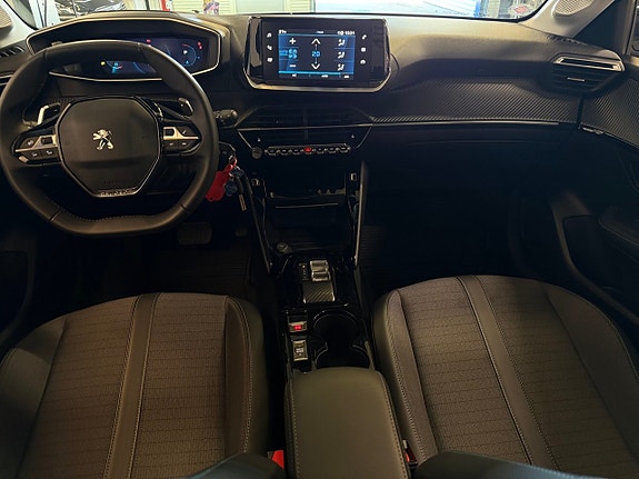 Peugeot 208 11 of 20