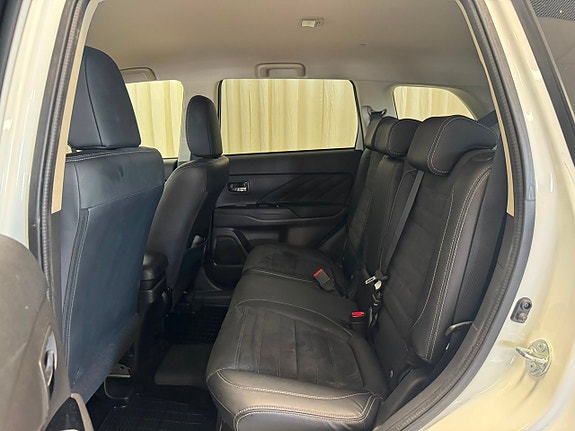 Mitsubishi Outlander 29 of 30