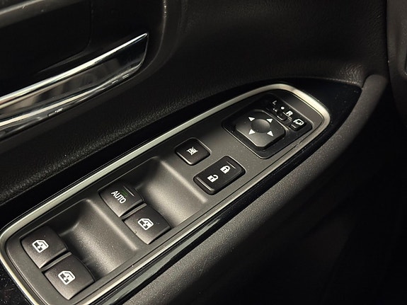 Mitsubishi Outlander 14 of 30