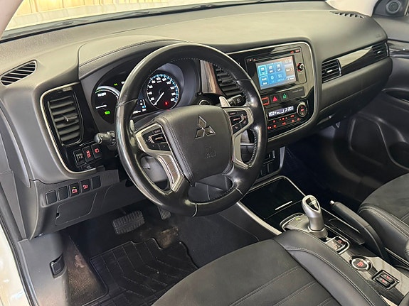 Mitsubishi Outlander 7 of 30