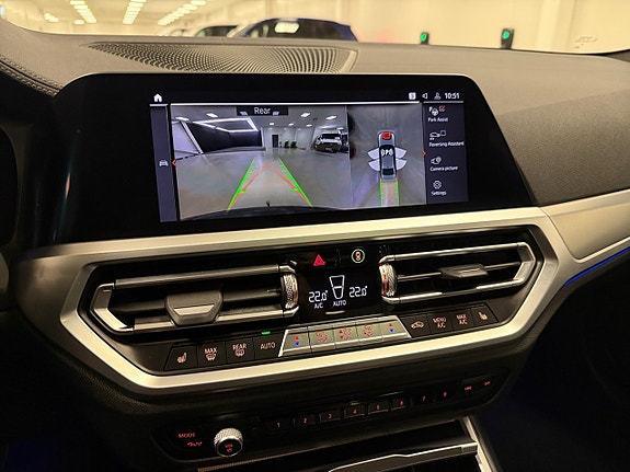 BMW M340i 16 of 21