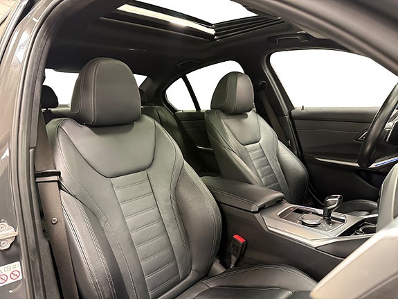 BMW M340i 12 of 21