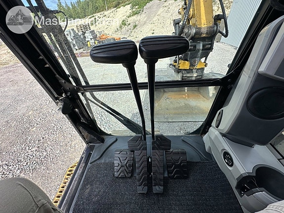 Cat 325FLCR Bandgrävare 17 of 27