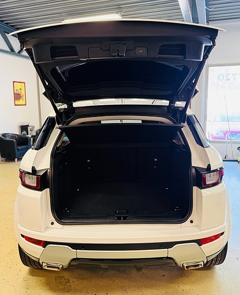 Land Rover Range Rover Evoque 8 of 25