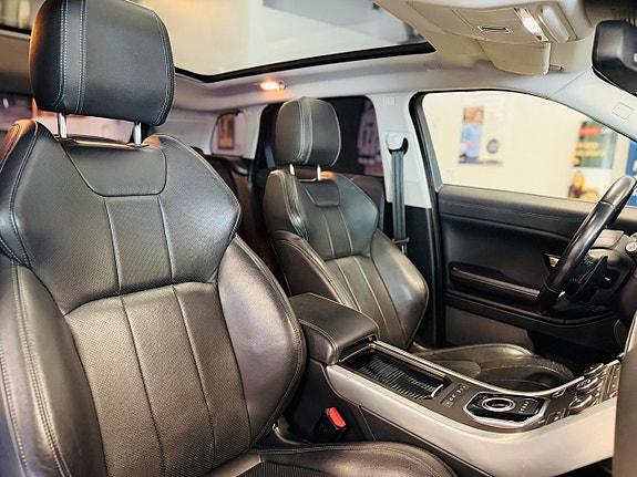 Land Rover Range Rover Evoque 24 of 25