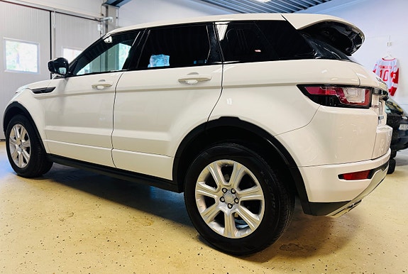 Land Rover Range Rover Evoque 6 of 25