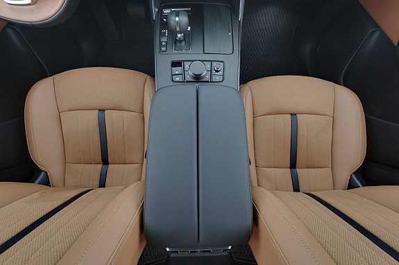 Mazda CX-80 18 of 30