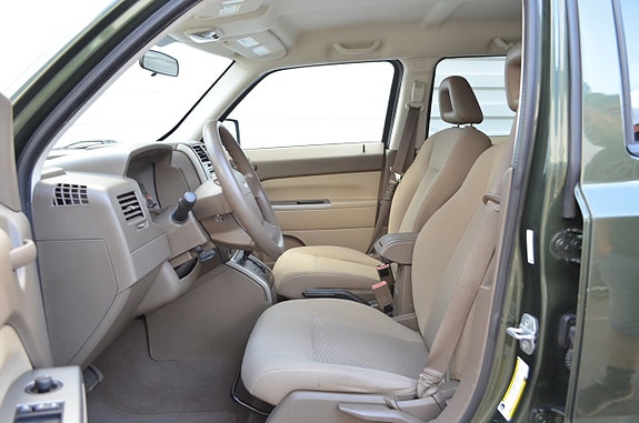 Jeep Patriot 3 of 21