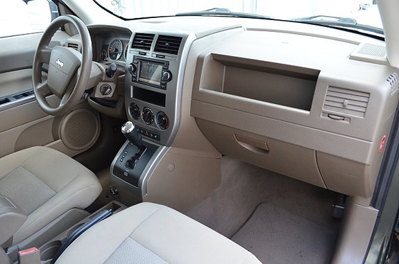 Jeep Patriot 17 of 21