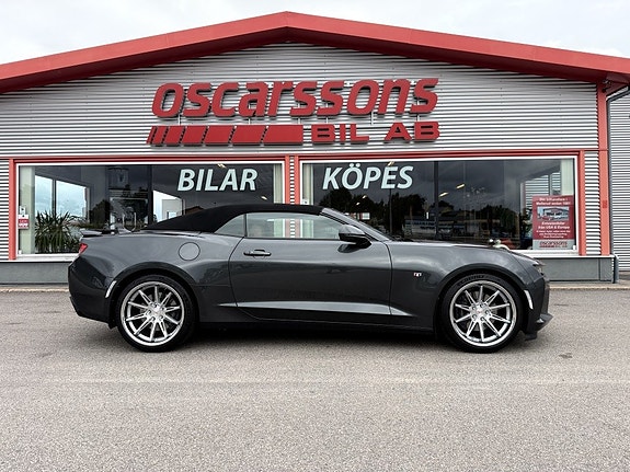 Chevrolet Camaro 12 of 30