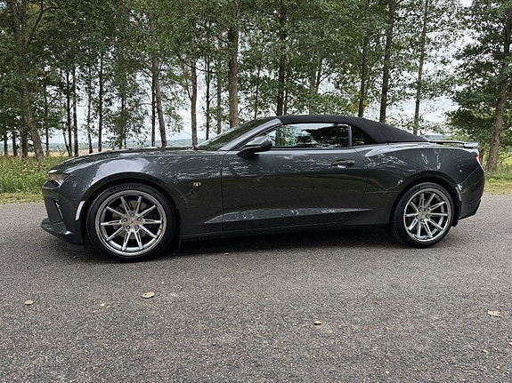 Chevrolet Camaro 10 of 30