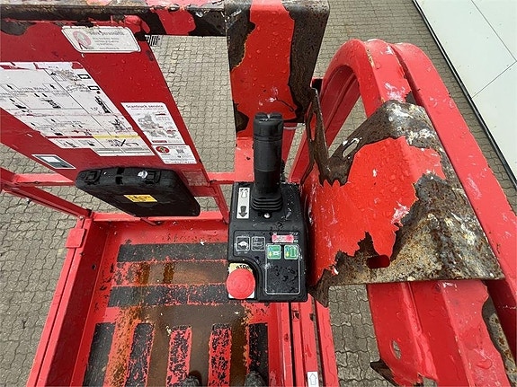 Manitou 120SE 3 of 10