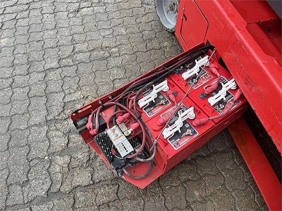 Manitou 120SE 8 of 10