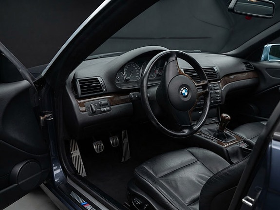 BMW 330Ci 7 of 9