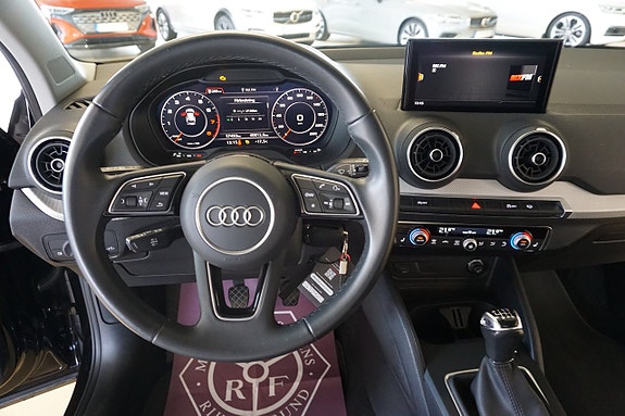Audi Q2 10 of 13