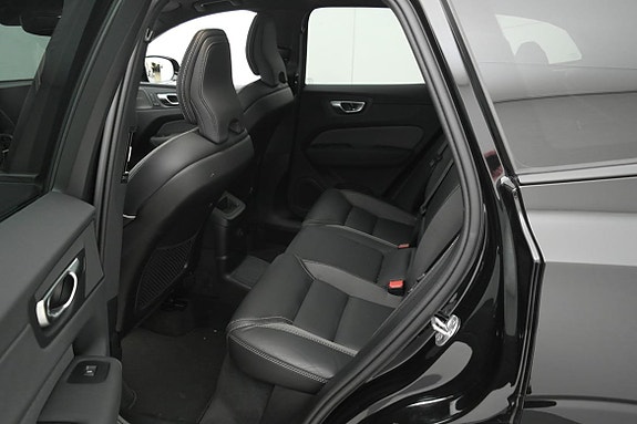 Volvo XC60 22 of 26