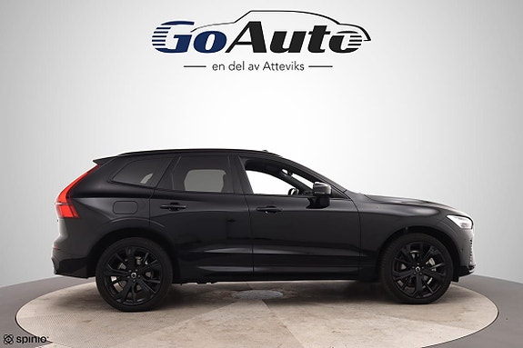 Volvo XC60 3 of 26