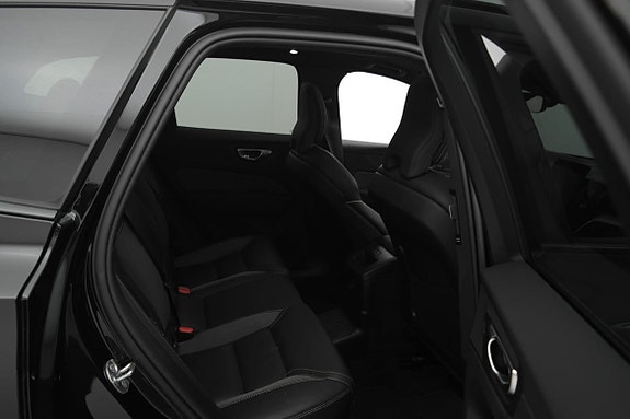 Volvo XC60 23 of 26