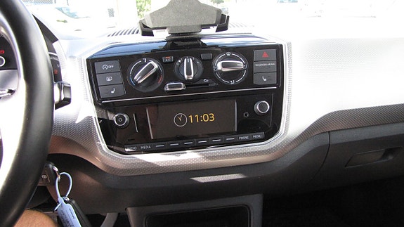 Volkswagen UP! 9 of 9