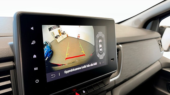 Renault Trafic 17 of 26