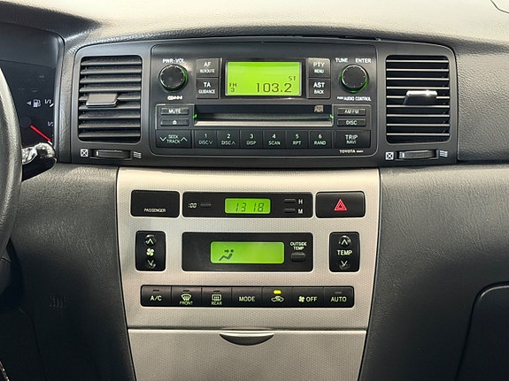 Toyota Corolla 14 of 18