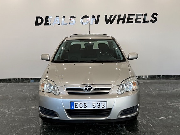 Toyota Corolla 4 of 18