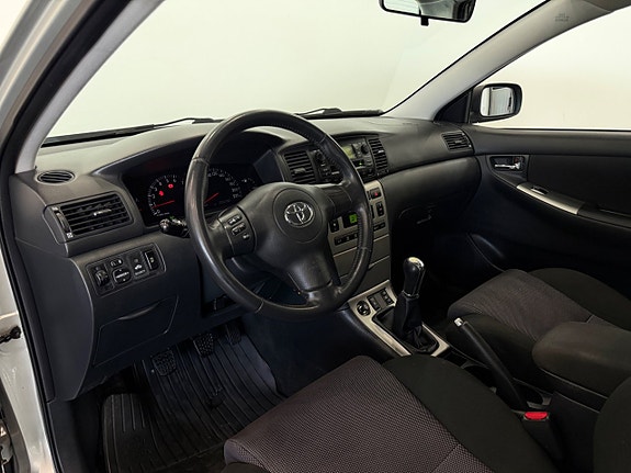 Toyota Corolla 11 of 18