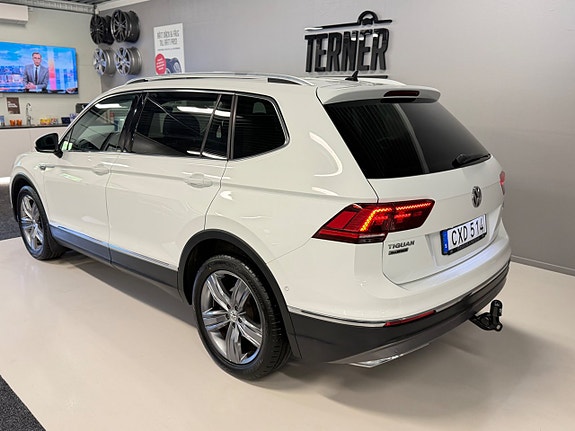 Volkswagen Tiguan Allspace 4 of 30