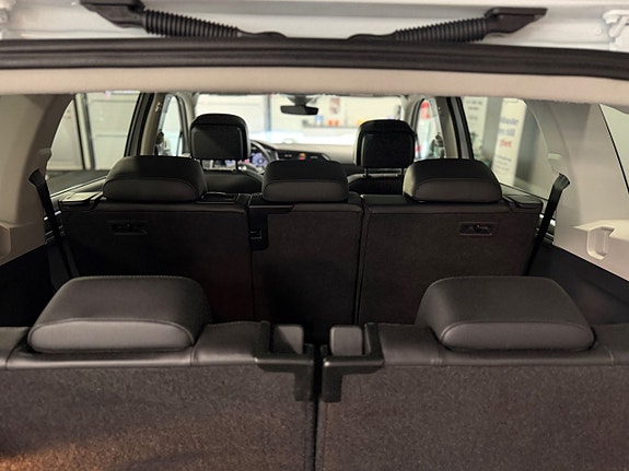 Volkswagen Tiguan Allspace 22 of 30