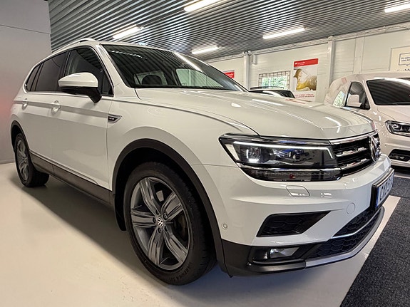Volkswagen Tiguan Allspace 2 of 30