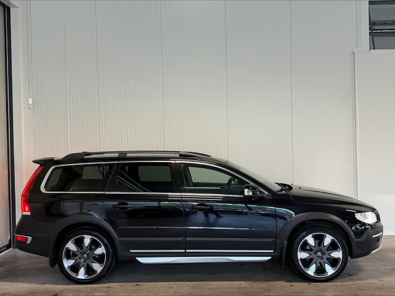 Volvo XC70 4 of 22