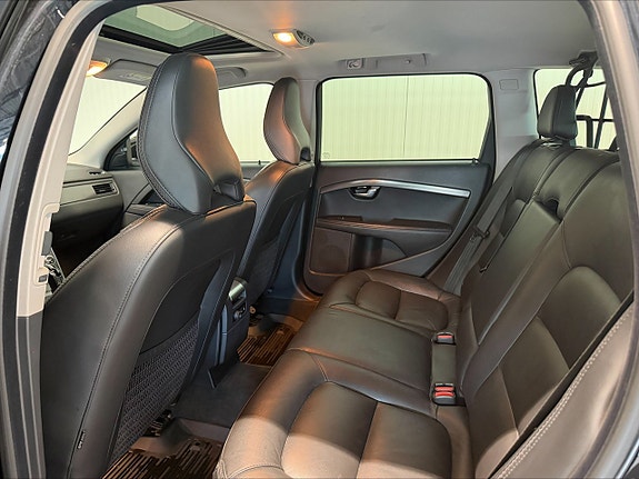 Volvo XC70 19 of 22