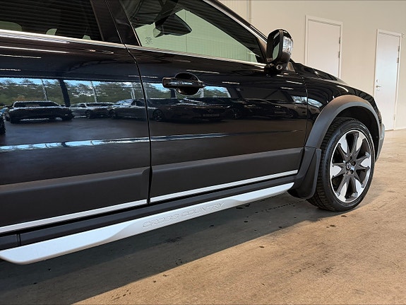 Volvo XC70 6 of 22