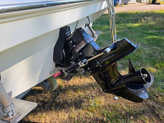 Sea Ray 215 Express Crusiser 6 of 11