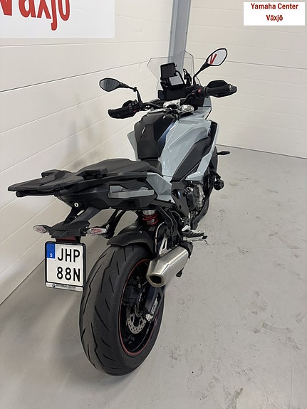 BMW S 1000 XR 6 of 10