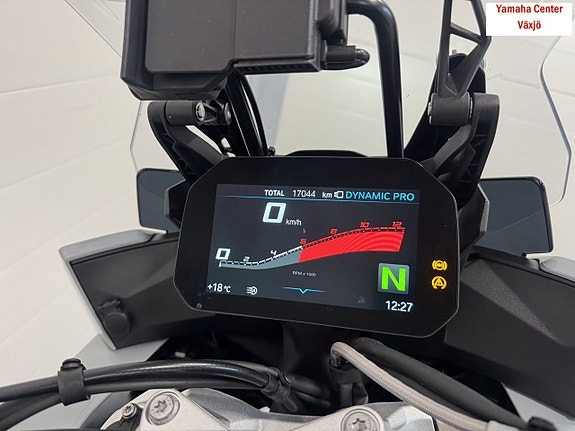 BMW S 1000 XR 7 of 10