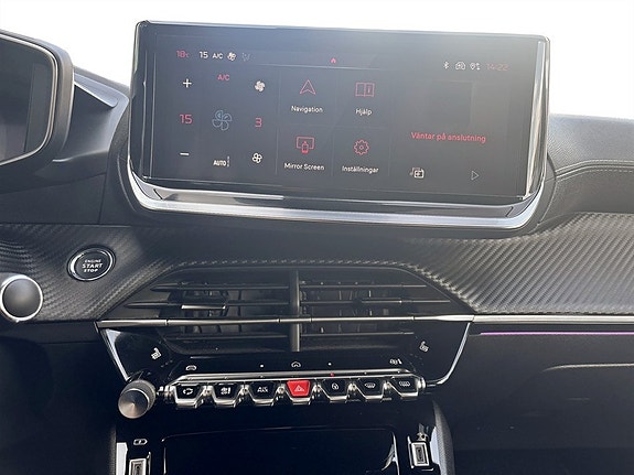 Peugeot 2008 11 of 17