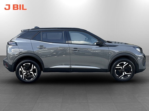Peugeot 2008 15 of 17