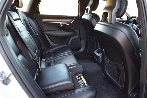 Volvo V90 11 of 16